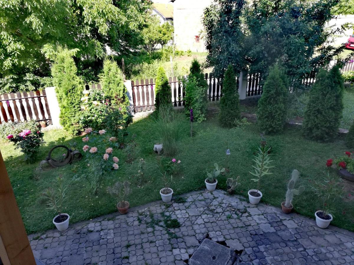 Apartmani Tvins Соко Баня Екстериор снимка